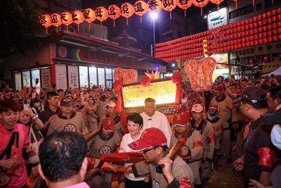 大甲媽甲辰年遶境回鑾   盧市長恭迎安座   祈求福國佑民