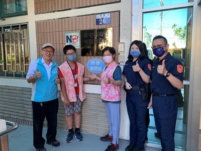 結合警所強化青銀志工 東勢地所變身防詐借問站_0_0
