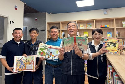 副市長黃國榮歡迎民眾來閱讀_0