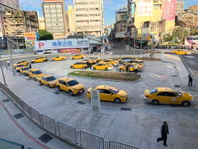 鼓勵向學!中市計程車駕駛及其子女就學獎學金開放申請