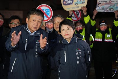 酒駕零容忍！中市啟動「2025春節交通大執法」 盧市長視察慰勉員警：感謝保障市民行的安全