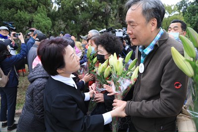 7度出席台中公義行動教會228追思 盧市長：用愛化解仇恨、撫平歷史傷痛