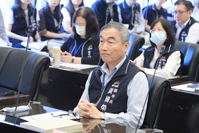 今日程序委員會市府由副市長黃國榮率各局處機關首長與會