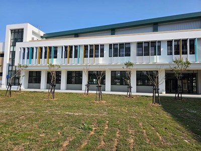 01-斥資3.2億打造共享校園空間!大里成功國中活動中心與停車場主體完工