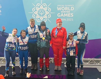 義大利冬季特奧會賴儀庭選手首次參賽就在女子200公尺雪鞋項目奪金_照片由中華臺北特奧