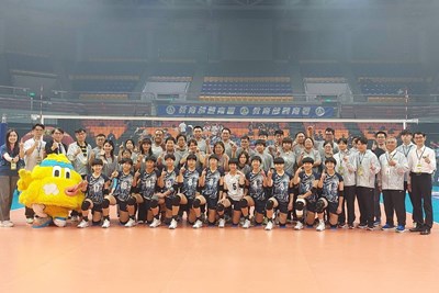 教育局長親臨現場為雙十國中及潭秀國中加油