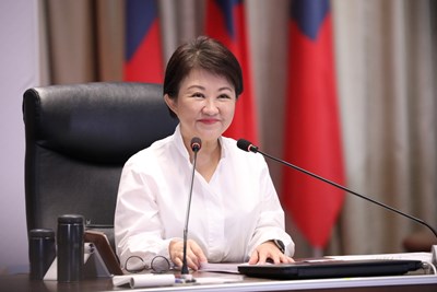 盧市長主持市政會議
