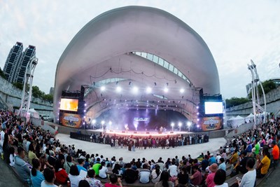 2025台中金曲音樂節今(3)日首日在圓滿戶外劇場登場,卡司橫跨老中青三代,由六組實力派音樂人接力,嗨唱五小時不間斷。 (4)