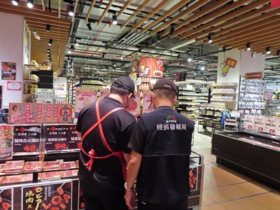 中市經發局加強連鎖及大型賣場豬肉產地標示稽查_0