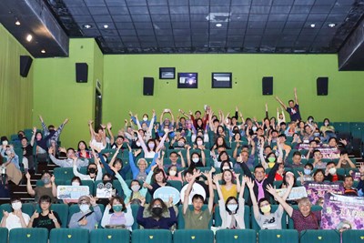 「中山73」出走特映大成功!欒局長:在笑聲中與法國影后同慶母親節 (1)