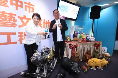 肉品市場拍賣館蛻變藝文場館！盧市長見證「小豬藝文基地」啟動  感謝麗明營造攜手打造北區新亮點