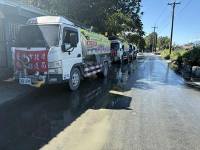 民間「鑫友力工程」團隊協助花蓮救災