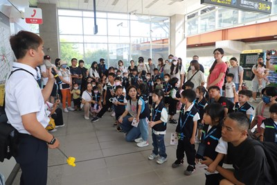 台中捷運「小小站長」活動體驗熱烈登場!
