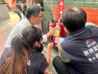 市府聯合稽查公有市場，守護市民採買安全！