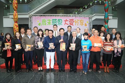 企業捐贈物資愛心助弱勢 林市長盼更多企業家響應