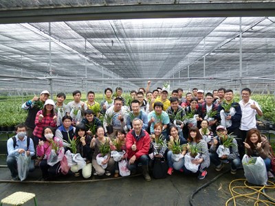 第一屆青年加農學員至張民政賢拜國蘭溫室參訪