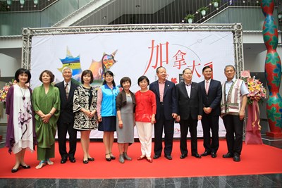 文化局今(20)日舉行加西台灣藝術家協會會員聯展開幕式