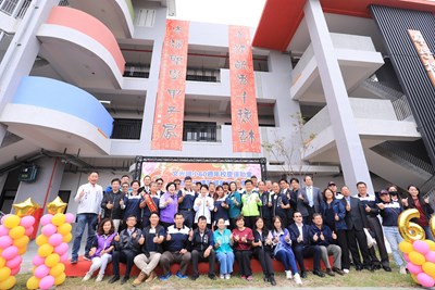 文光國小新校舍落成 盧市長:送給學校60歲生日禮物!