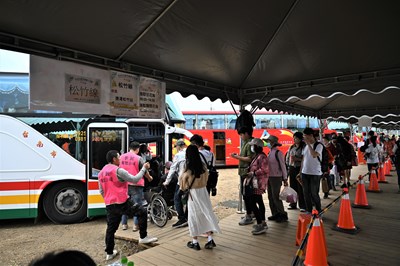 2023花毯節圓滿落幕,接駁書運策略奏效,整體交通順暢
