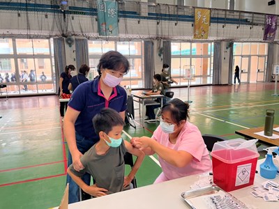 學生接種流感疫苗_0