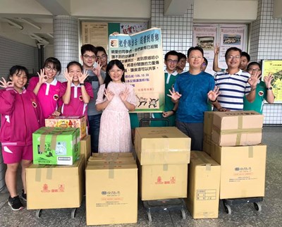 光正國中品德教育推動情形-把愛傳出去,送書到原鄉