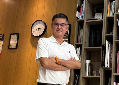 三連霸新福里長李子濬平日熱心鄉里,深受里民愛戴(圖/翻攝自李子濬里長臉書)