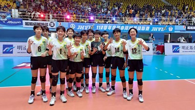 雙十選手們完成本學度賽事,開心完賽