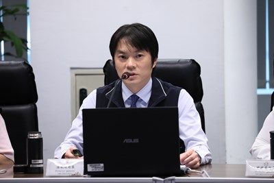 法制局長李善植呼籲中央重視這項醞釀中的風險,儘速訂定相關規範予以納管