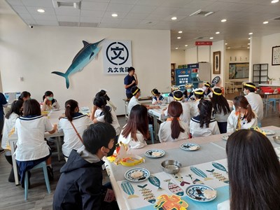 「青秀樂台中 就業成功」方案採行3階段、12項就業服務,協助青年順利上工,圖為青年參加