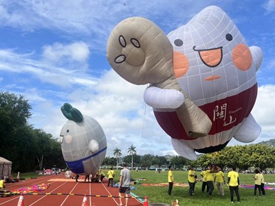 親子野餐日x 熱氣球客庄祭 石岡土牛運動公園百人同樂