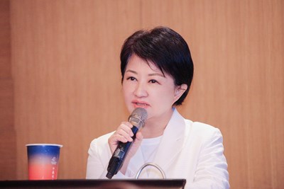 盧市長受邀歐洲商會午宴演講