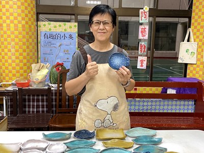 恭喜揭金鳳老師榮獲教學傑出獎 