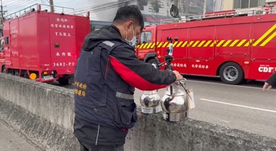 環保局派員現場監測空品狀況