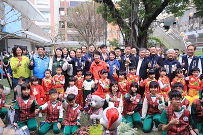 中市樂業國小新建幼兒園園舍今(27)日啟用 盧市長:栽培孩子讓國家、城市更進步