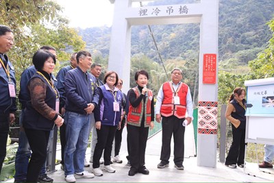 盧市長視察-裡冷吊橋-改善工程進度