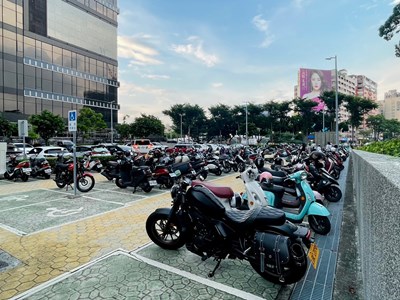 中市「大重機試辦停放路外停車場計畫」持續擴大辦理
