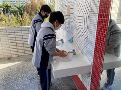 教育局督促學校持續加強防疫措施