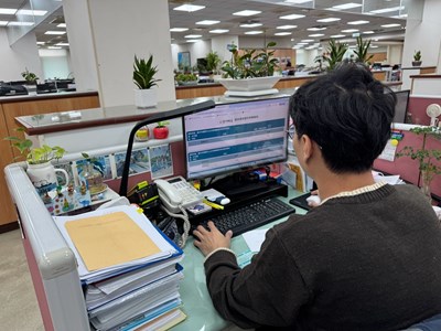 提升行政效率 中市地政局全國首創推「移轉現值線上查詢系統」便民服務 (1)