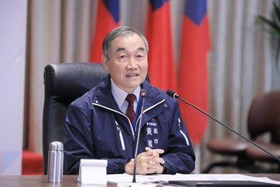 副市長黃國榮今(25)日主持市政會議表示,台中擁有60處古蹟及119處歷史建築,市府持續推動文化資產的修復再利用