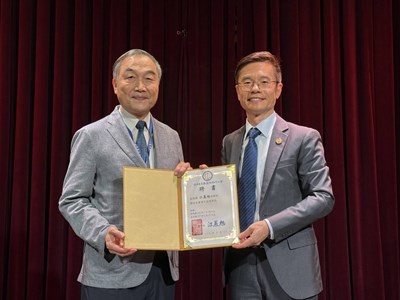 中市不動產估價師公會理事長連任及授證典禮 黃副市長:秉持專業為社會服務