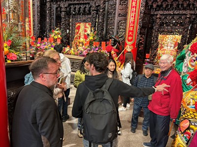 訪團聽聞台灣遶境文化