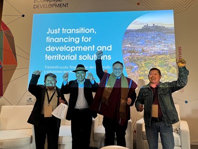 鄭副市長與玻利維亞市政協會聯盟（FAM-BOLIVIA）簽署合作交流意向書草約