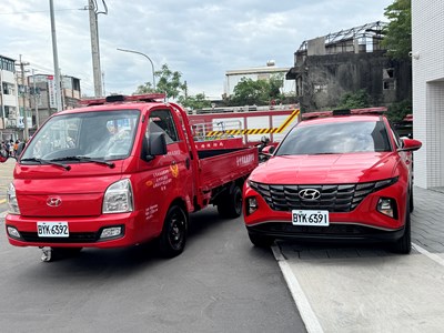 永順吳府千歲慈善協會與三陽工業股份有限公司、王百合慈善基金會，慷慨捐贈2部消防警