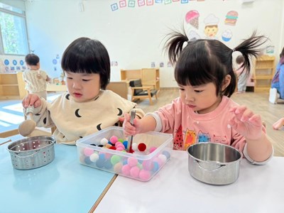 公托幼童操作教玩具