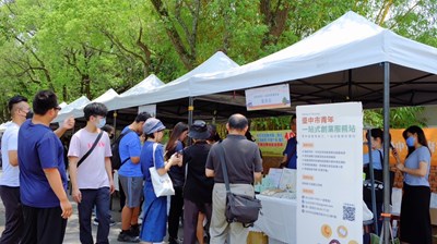 好樣市集人潮
