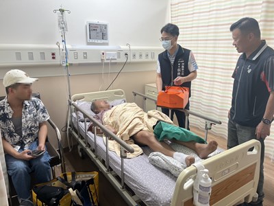 沙鹿區長張世祈前往關心慰問傷者