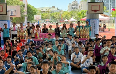 主照-貴賓與現場全體學生大合照_0