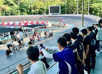 主照-世壯運自由車場地賽邁入第3天 運動局長親臨賽場為海內外好手加油