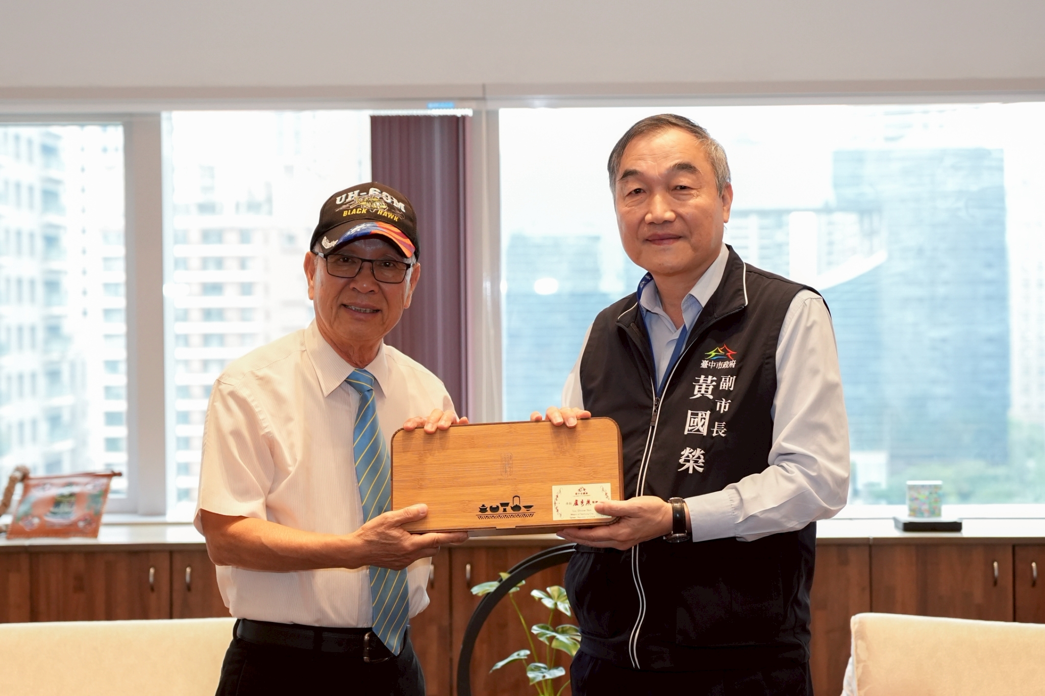 臺中市政府全球資訊網-市政新聞-美國聖地牙哥台中市姊妹市委員會拜會中市府 黃副市長感謝長期協助