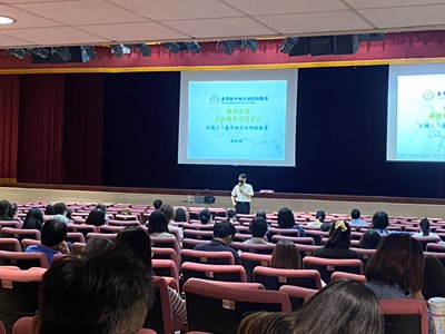 中市府觀旅局邀請地檢署黃裕峯檢察官辦理綠能法令遵循及圖利與便民區辨講習1